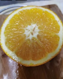 橙子是真的好吃，单果个头挺大的，很甜