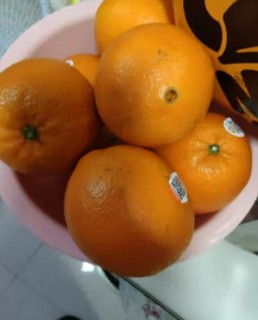 橙子是真的好吃，单果个头挺大的，很甜