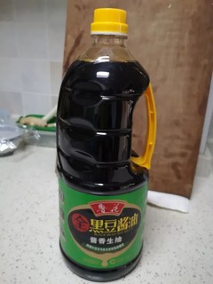 我家常年购买食用的酱油,大品牌值得信赖