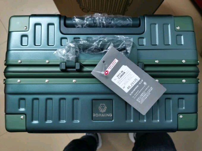 漫游roaming轻音行李箱铝框pc拉杆箱