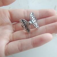 这个蝴蝶戒指简直就是美到了我的心里