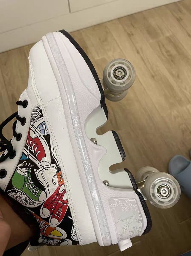 变形鞋暴走鞋四轮可走路代步成年爆走鞋