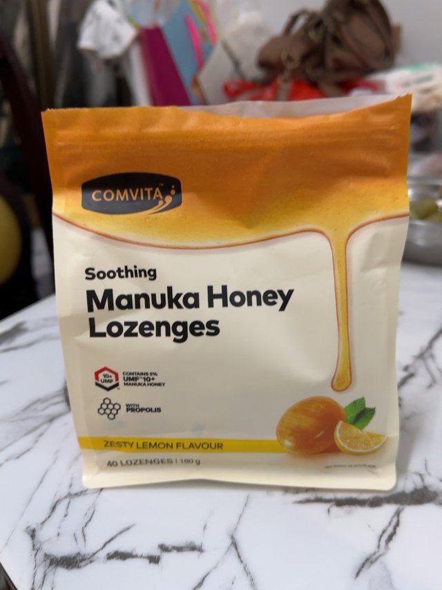 这个蜂蜜润喉糖除了贵点没缺点