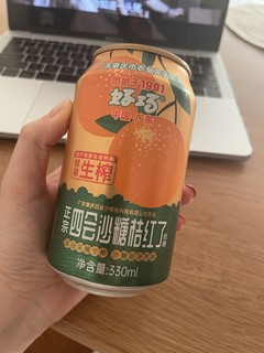 最好喝的橘子味汽水饮料