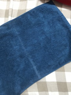 深蓝色高颜值超好用的毛巾哦！