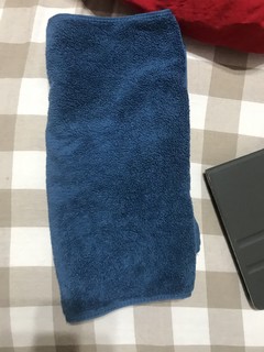 深蓝色高颜值超好用的毛巾哦！
