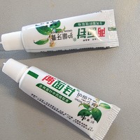 提升幸福感的家居好物 篇一百一十：随身携带一管牙膏吧，可以帮你解决很多烦恼。