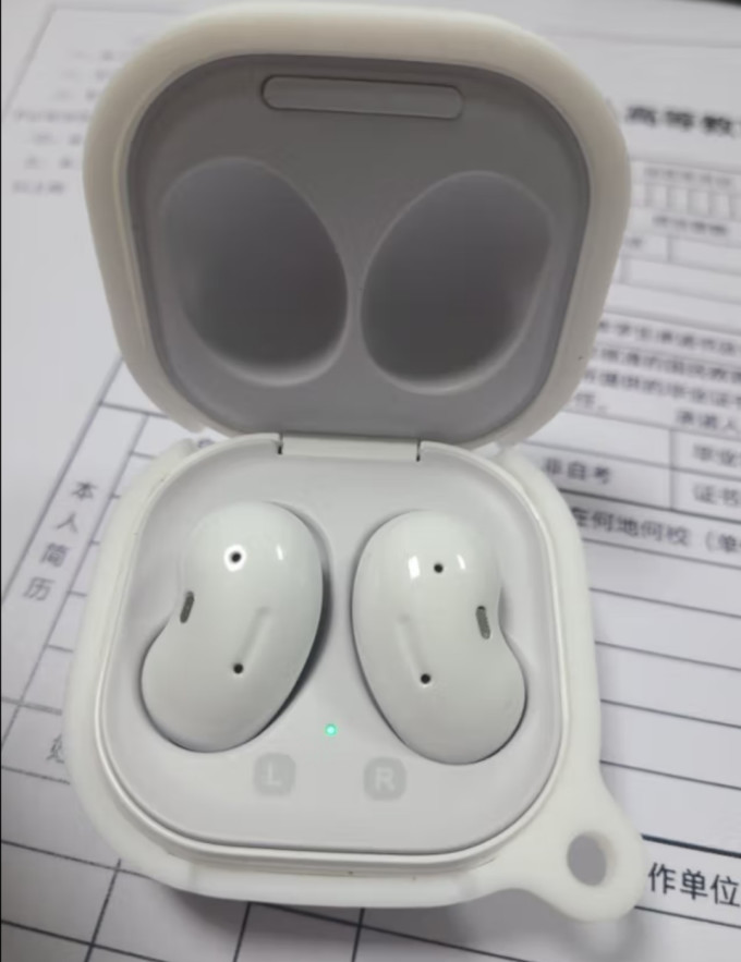 buds live蓝牙耳机怎么样 使用超棒的三星buds live蓝牙耳机_什么值得