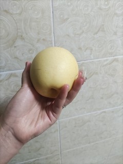 奖励自己吃一个大大的雪梨🍐