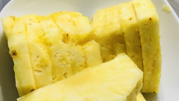 美食 篇五：分享一下菠萝好吃的方式都有哪些