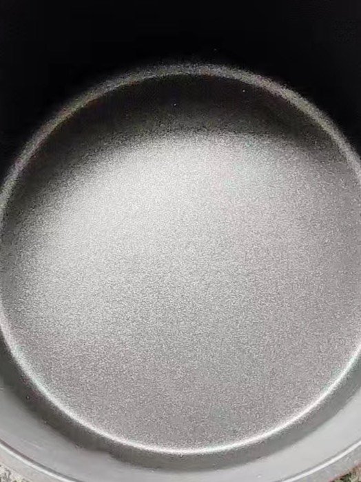 麦饭石材质三个锅