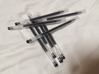 容量大，书写超好用的黑色水笔