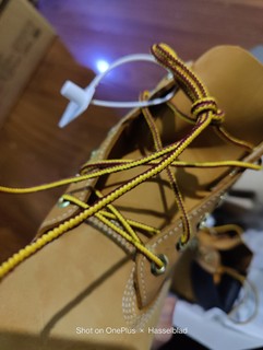 PDD买的第一双10061w大黄靴，求值友帮忙，