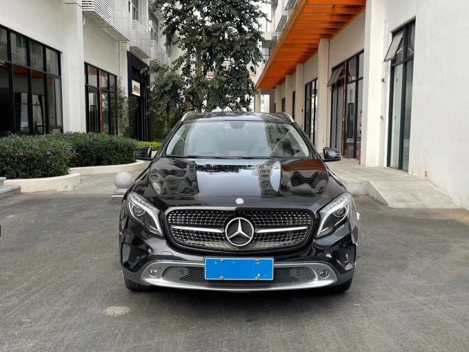 奔驰轿车怎么样 拿下16年奔驰gla200时尚报_什么值得买