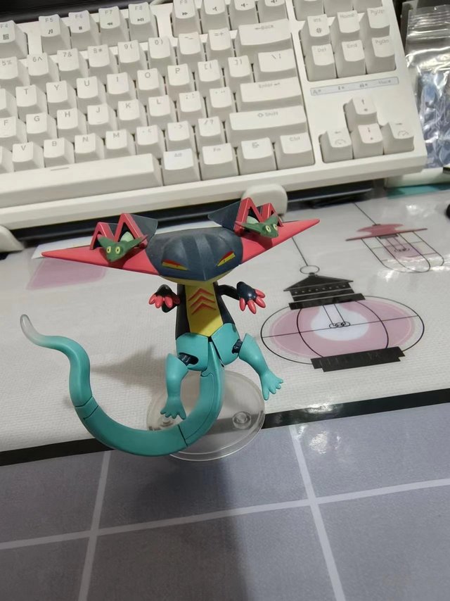 宝可梦手办多龙巴鲁托​