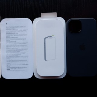 元旦送礼，试试iPhone官方硅胶手机壳？