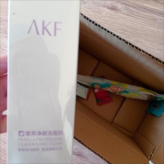 高度清洁洗面奶之王—AKF