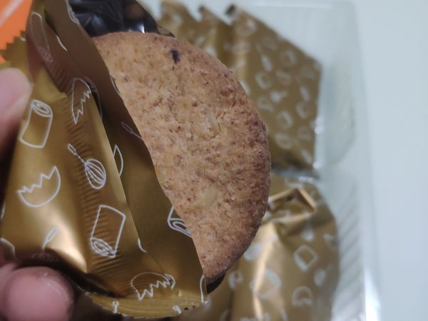 喵满分坚果燕麦饼干