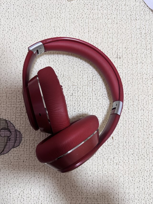 隔音效果超级好的耳机：漫步者