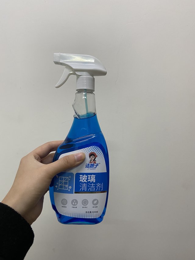 有了它再也不用为了擦玻璃发愁了