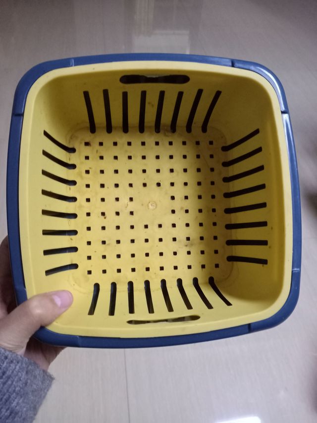 家庭中实用的双层沥水篮