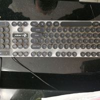 价格便宜但好用的机械键盘