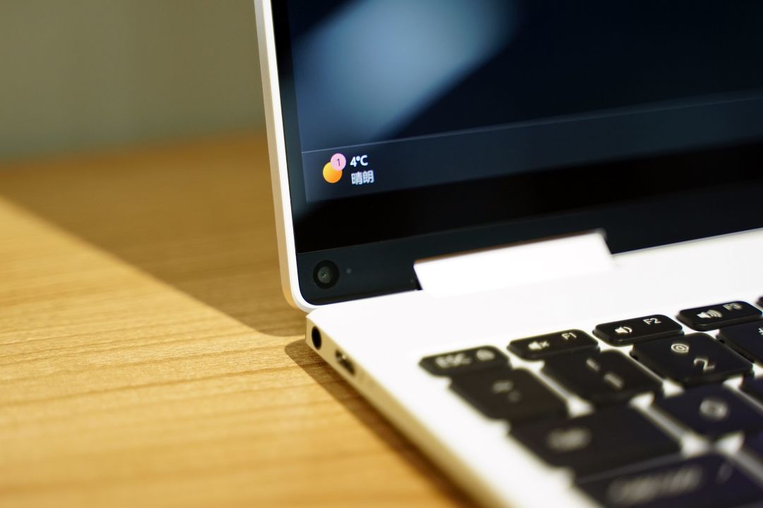 内行评测无风扇二合一小米颜值最高的轻薄本xiaomibookair13评测