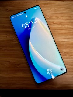 老妈换新机realme 10 pro +,屏下指纹+NFC