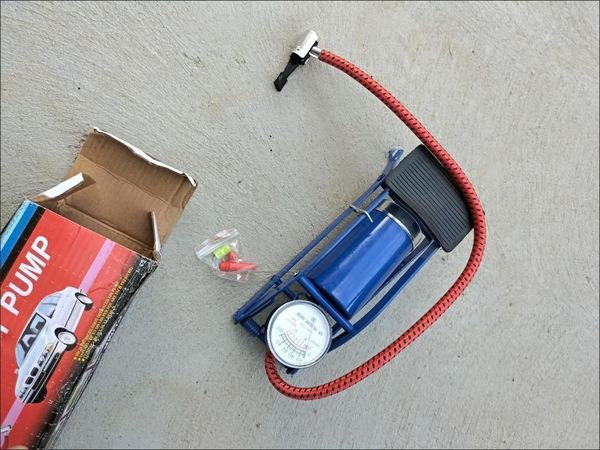 小车脚踏打气筒 便携高压脚踏打气泵 