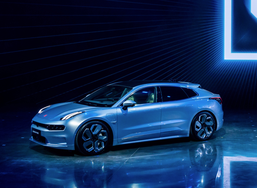 什么值得买2022年度新能源·轿车奖 极氪-zeekr 001