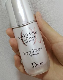 Dior 肌活蕴能精华﹣我唯一相信的广告语