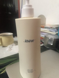 RNW身体乳