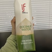 过年囤的椰子水🥥清甜好喝！