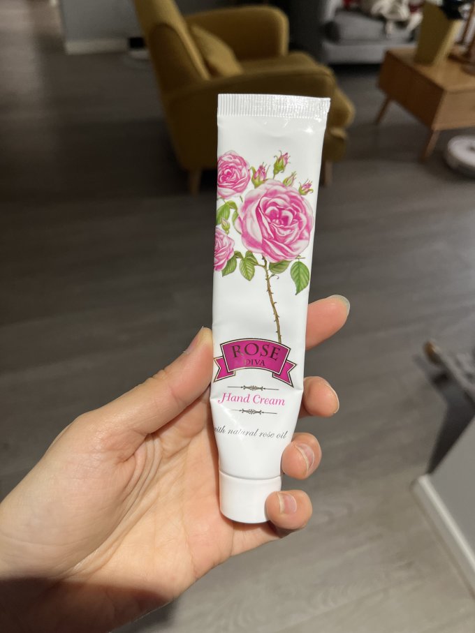 bulgarian rose护手霜怎么样好用吗 玫瑰香味的护手霜_什么值得买