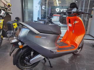 雅迪​VFLY G150P电动车 