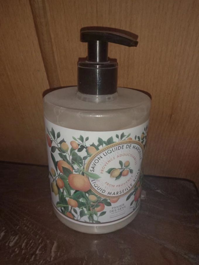 巨好闻的南法庄园精油沐浴露