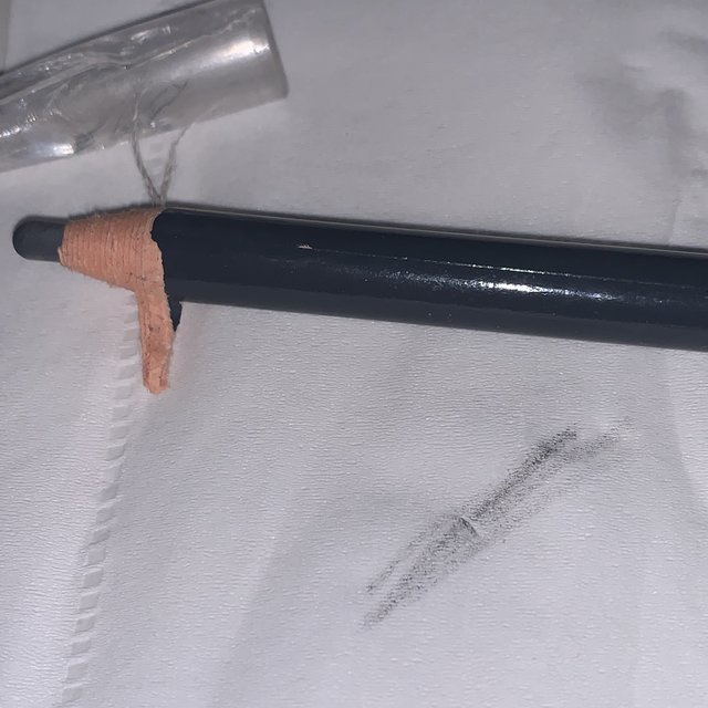 这款拉线眉笔是我觉得性价比最高的眉笔了