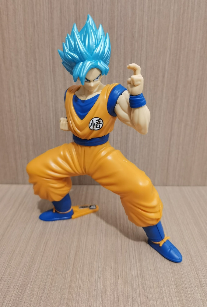 万代日韩动漫周边怎么样 万代拼装模型-eg系列-超蓝孙悟空_什么值得买