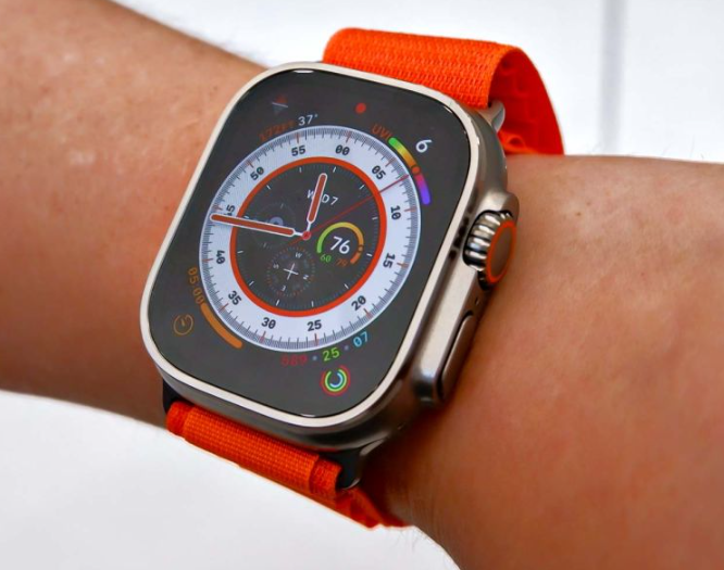 网传丨三星下一代 Galaxy Watch 手表将采用更高级的 microLED 屏，最高省电80%