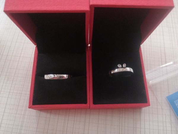超可爱兔年999银情侣戒指