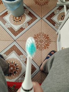 电动牙刷清洁又好用