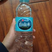 家中常备瓶装饮用水