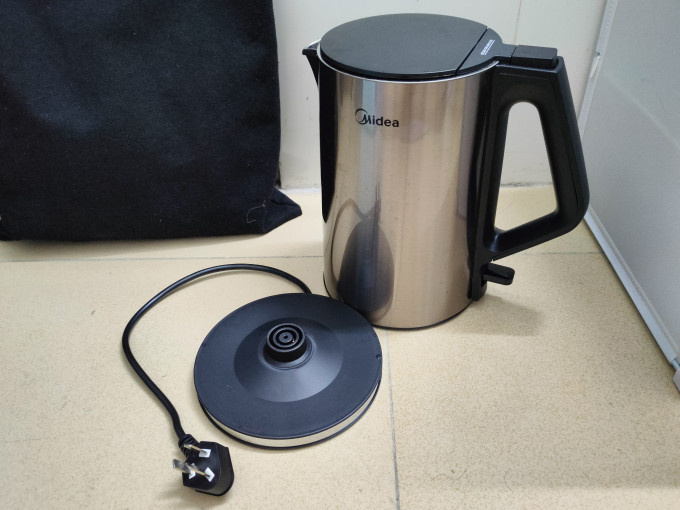 美的电水壶