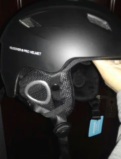 专业滑雪头盔