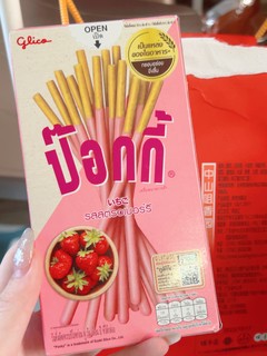 泰國進口的Pocky 吃着好像不一样