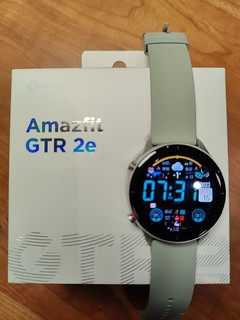 非智能的智能手表Amazfit GTR 2e