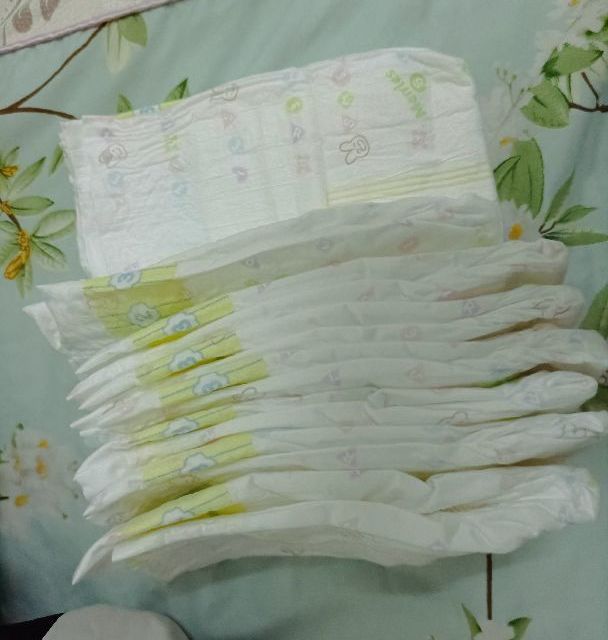 小宝贝用了超舒服的纸尿裤