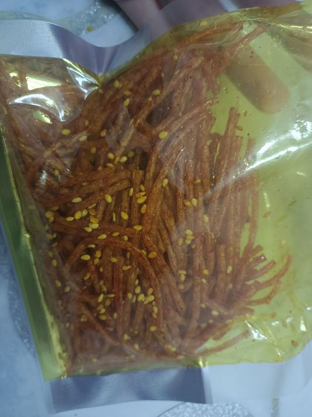 闲下来吃点辣丝真的很舒服