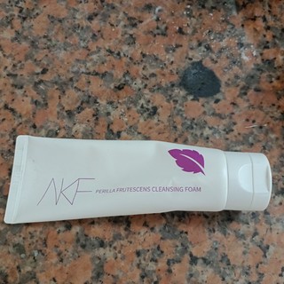AKF洗面奶紫苏氨基酸深层清洁
