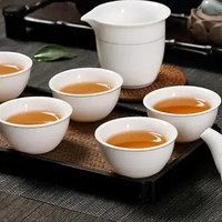 好看的茶具就像艺术品，让你在品茶时赏心悦目！
